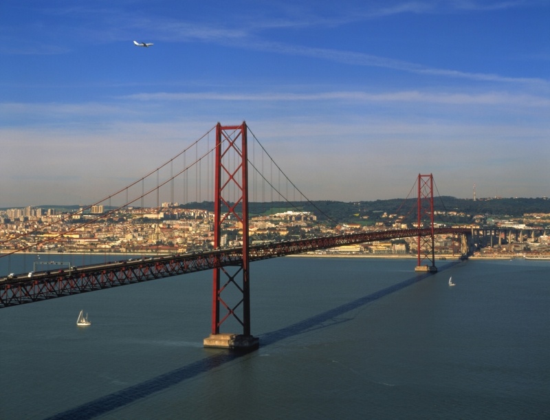 Lizbona, Most 25-ego Kwietnia, fot. Antonio Sacchetti