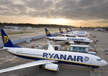 Ryanair uruchamia nowe trasy z Modlina i Krakowa