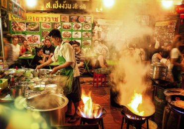 Bezpieczne jedzenie w Tajlandii – przydatne informacje