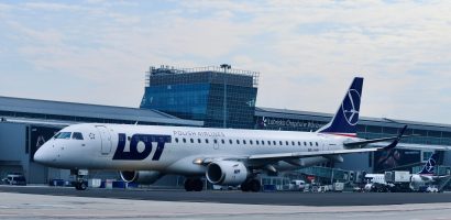  PLL LOT przedłuża i rozszerza umowę o zarządzanie komponentami z Embraerem 