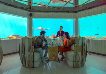 Kolacja na dnie Oceanu